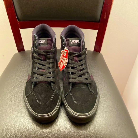 Vans Other - New Vans Hi Top Men’s Sneakers Skateboard Shoes Size 8 Women's Size 9.5
